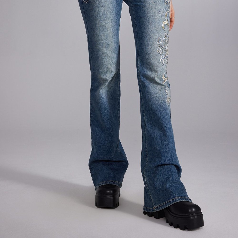 Flare leg Embroidery Jeans, Drop waist Fairycore Butterfly Embroidery flare Jean - Picture 5 of 6